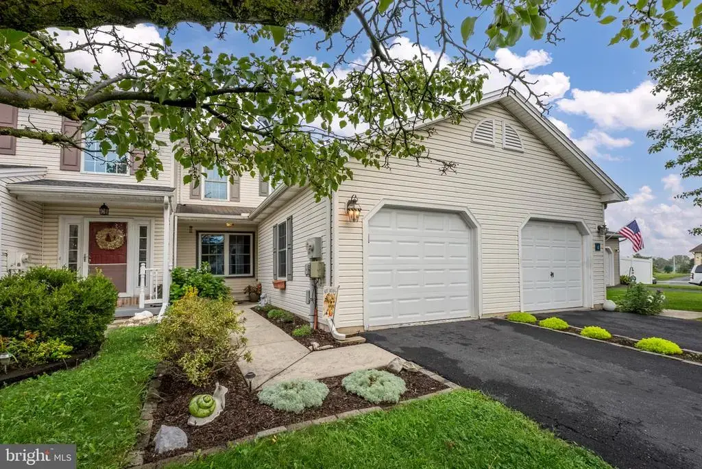 6 Fairfield Ln, MECHANICSBURG