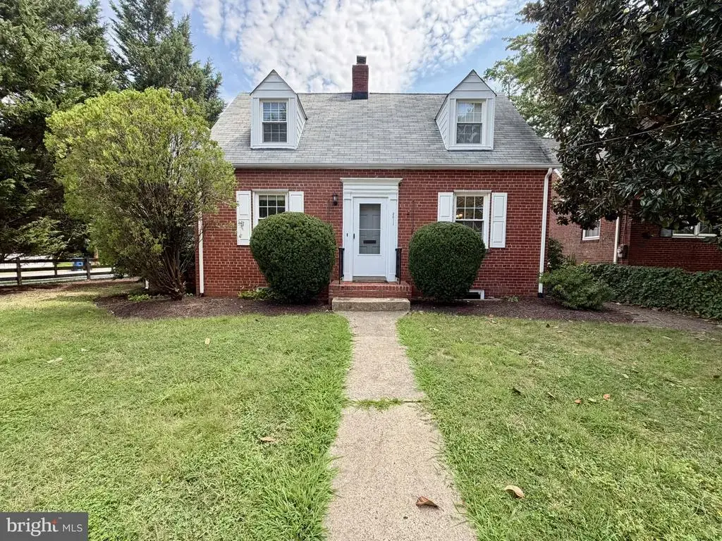 2811 Valley Dr, ALEXANDRIA
