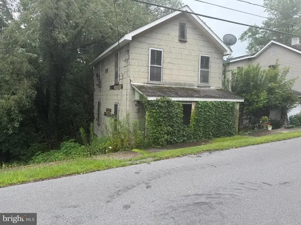 127 Perry St, PUNXSUTAWNEY