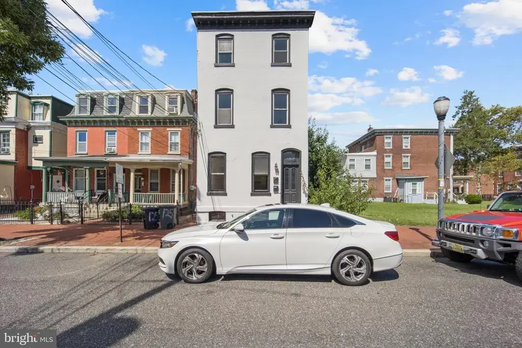 125 Linden St, CAMDEN