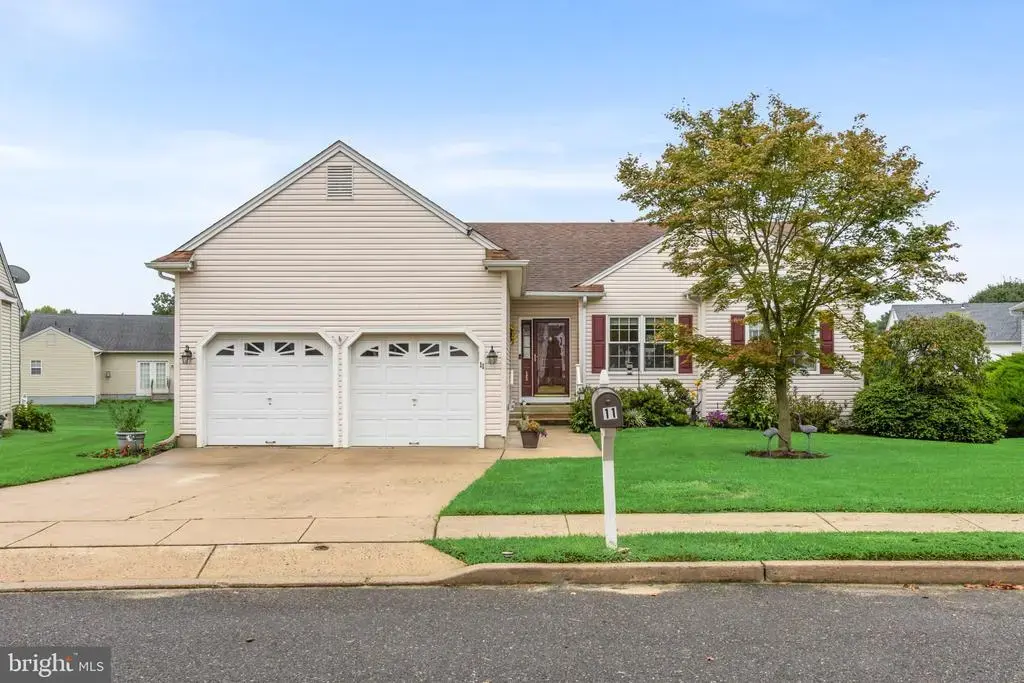 11 Tara Ln, DELRAN TWP