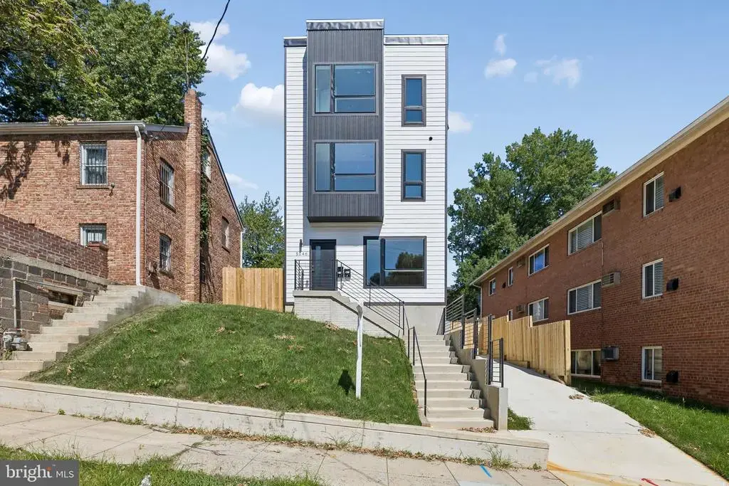 5046 Astor Pl Se, WASHINGTON