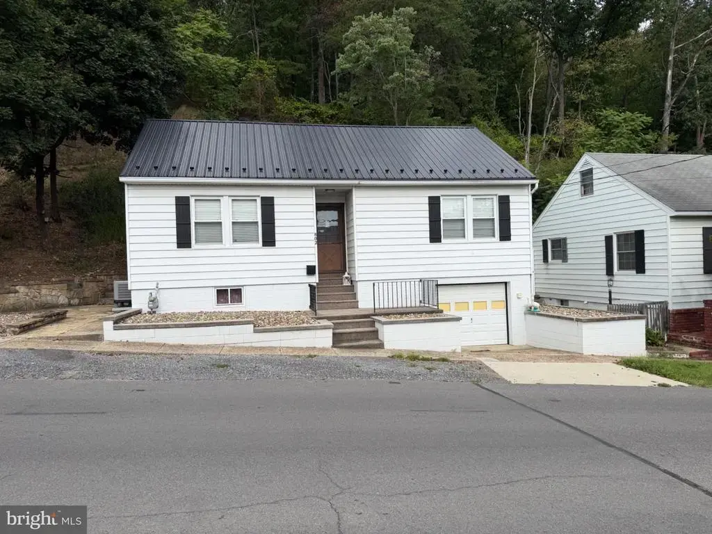 802 Piedmont Ave, CUMBERLAND