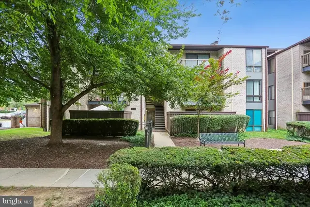 10020 Stedwick #102, Montgomery Village