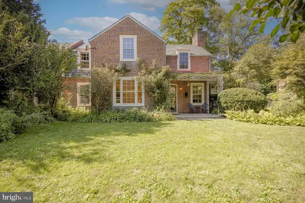 2 Tohopeka Ln, PHILADELPHIA