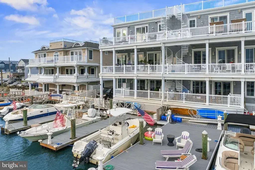 412 W Dock St, WILDWOOD