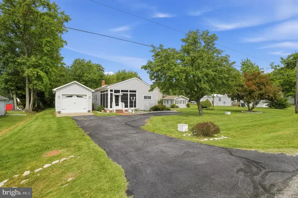 67 Barney Jenkins Rd, FELTON