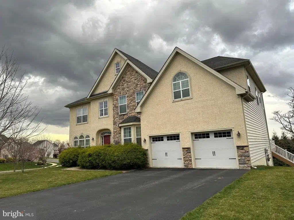 605 Sunflower Cir, HOCKESSIN