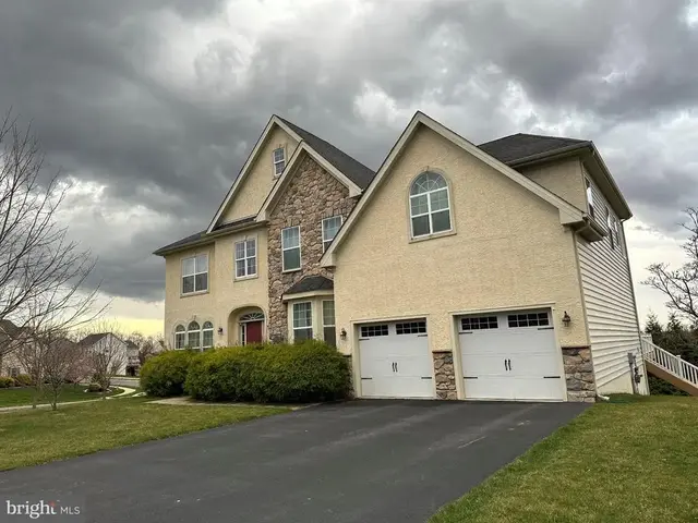 605 Sunflower Cir, Hockessin