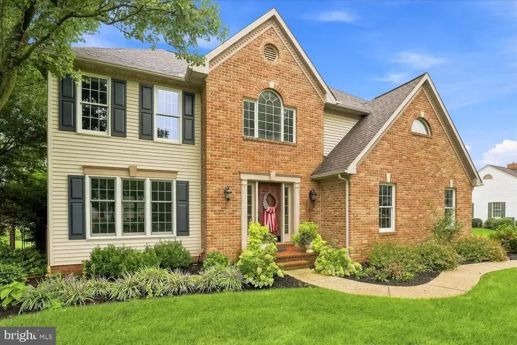 140 Olde Field Dr, LITITZ