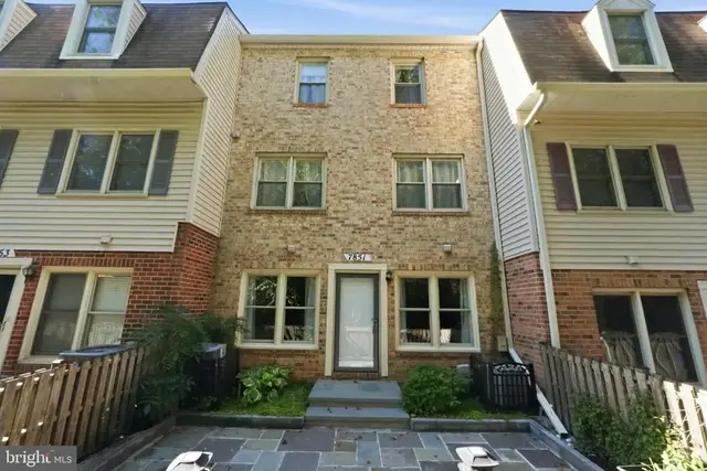 7851 Coddle Harbor Ln #19, Potomac