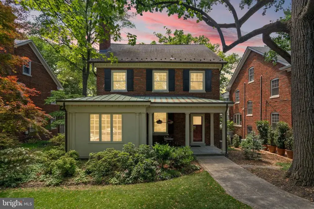 3108 Hawthorne St Nw, WASHINGTON