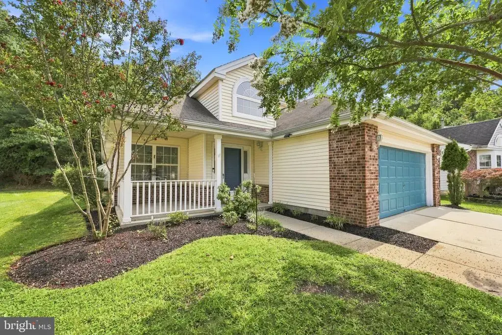 140 Peppergrass Dr S, MT LAUREL