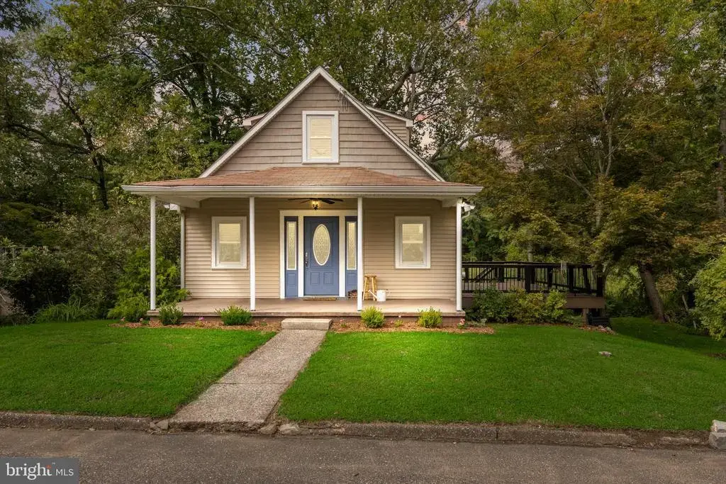 310 New York Ave, HAINESPORT