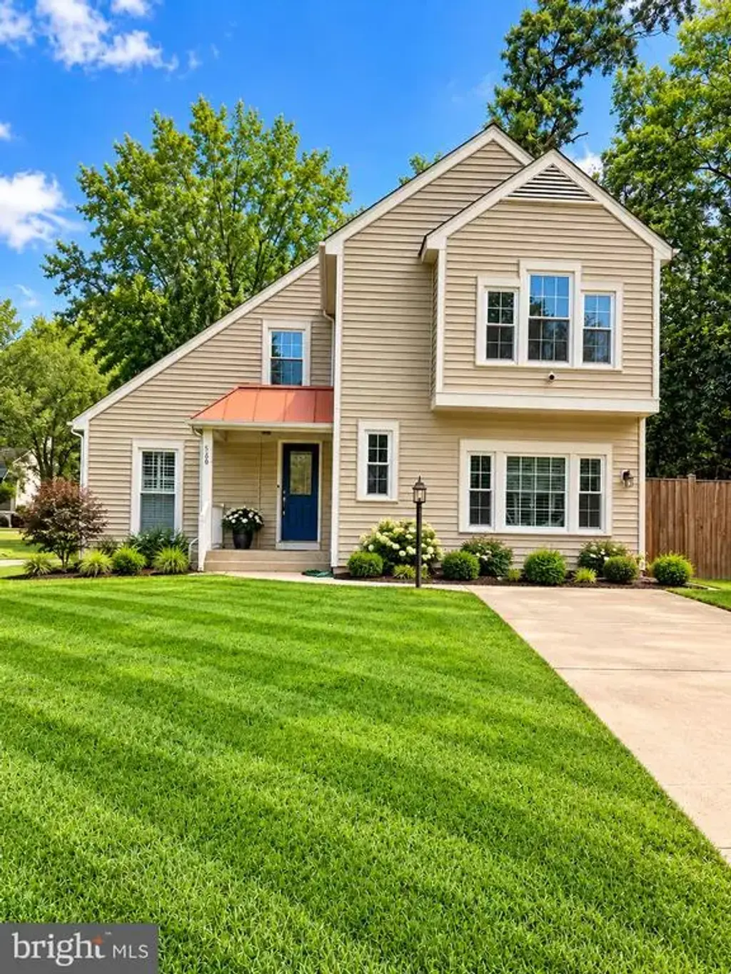 15068 Holleyside Dr, DUMFRIES