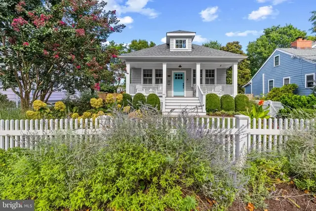 507 1st St, Annapolis