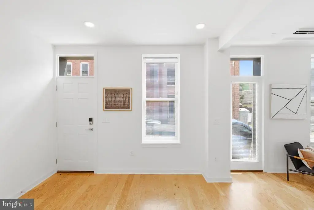 1325 Valley, BALTIMORE