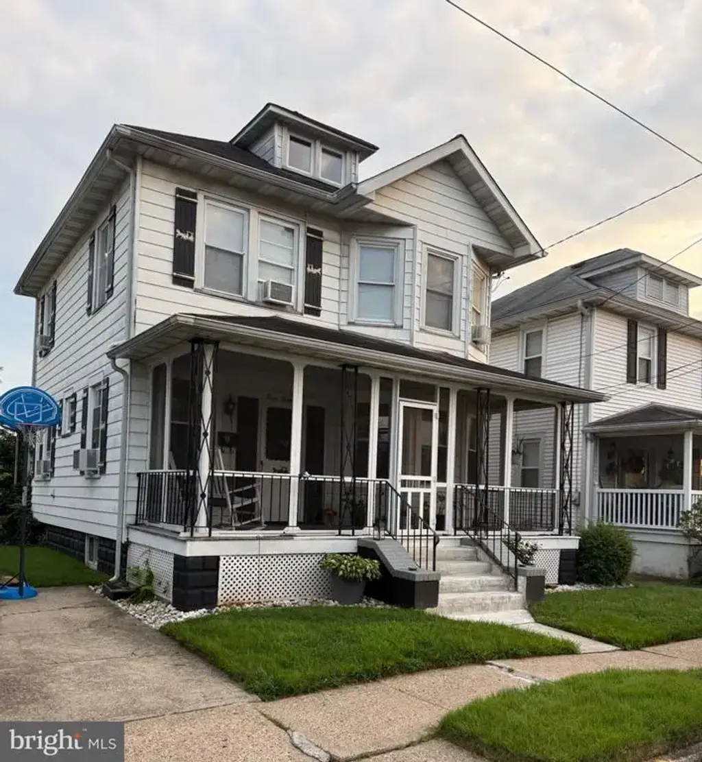 318 Conover St, BURLINGTON