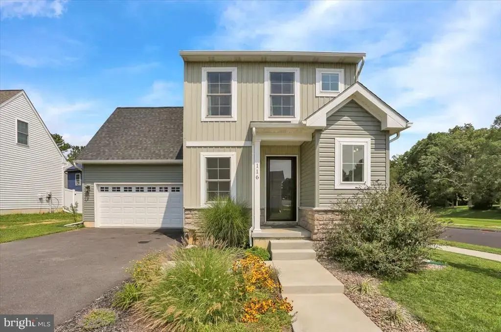 116 Meadows Bnd, LITITZ