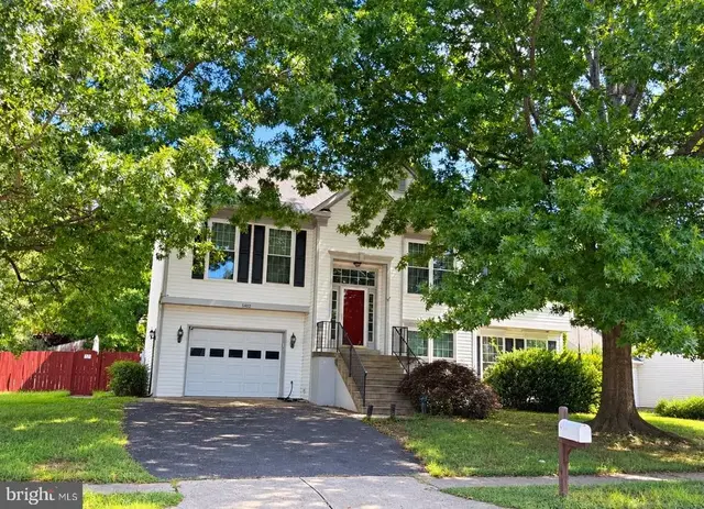 9402 Luke Dr, Manassas Park
