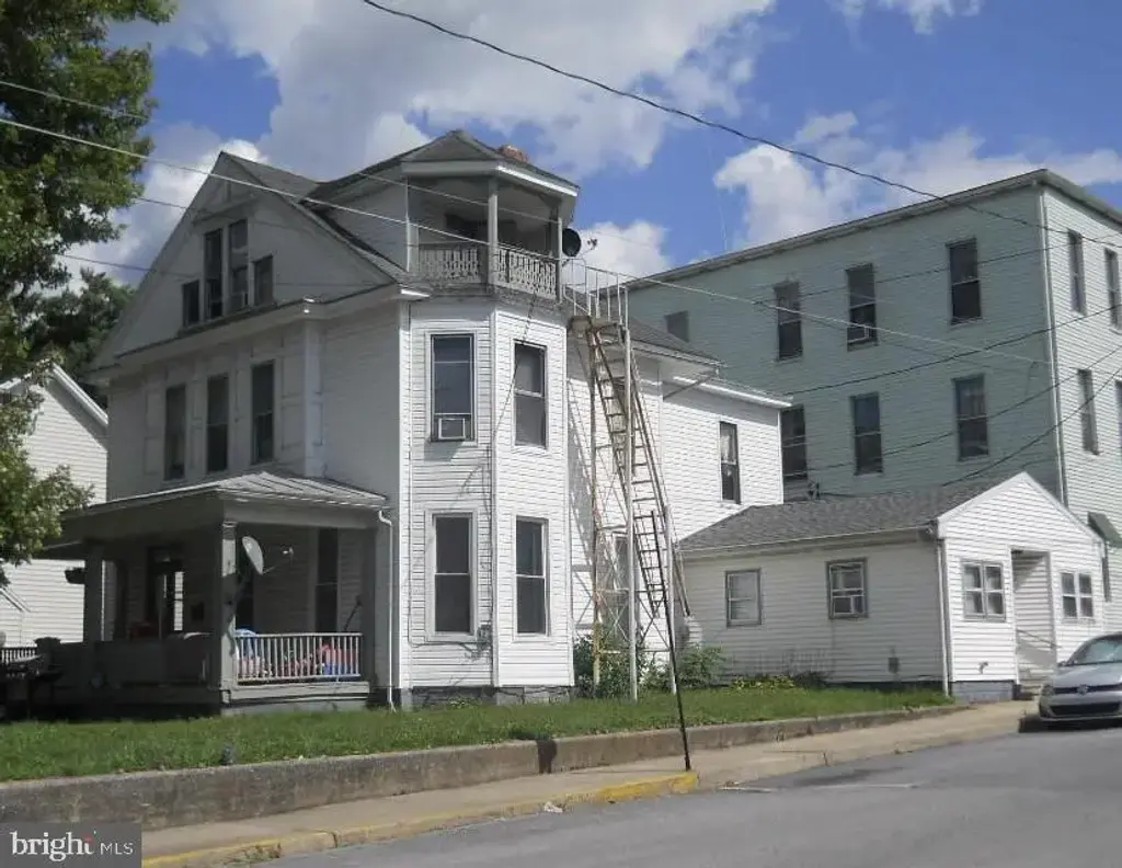 200 E Orange E, SHIPPENSBURG