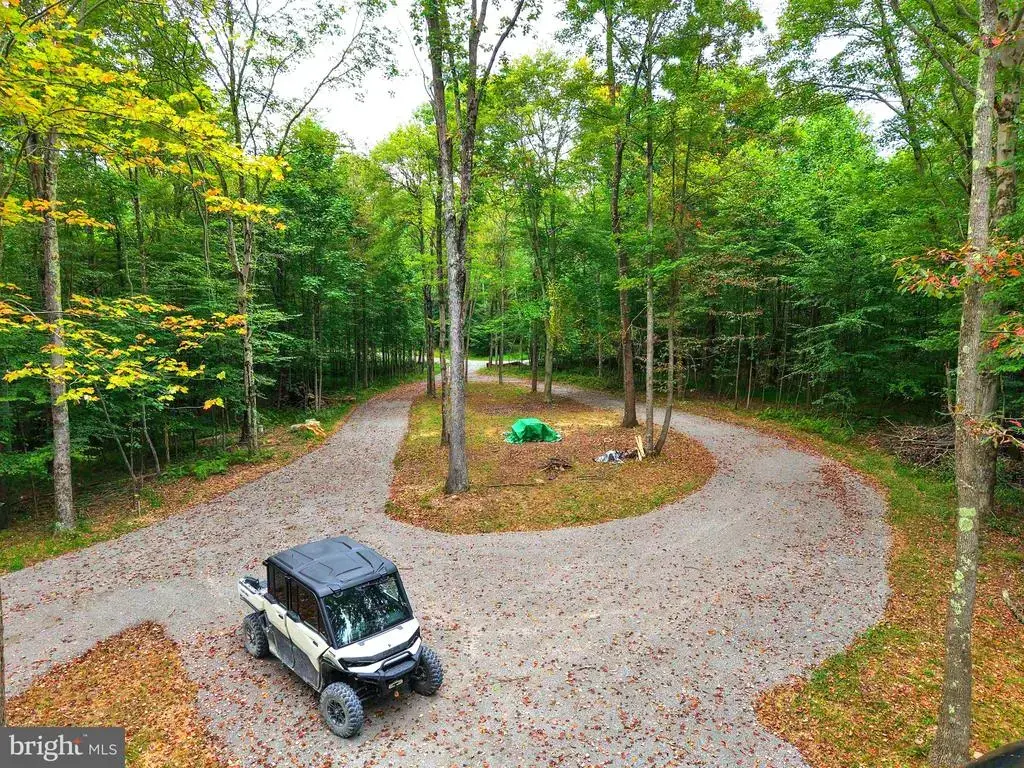 129 Grouse Run Rd, BRUCETON MILLS
