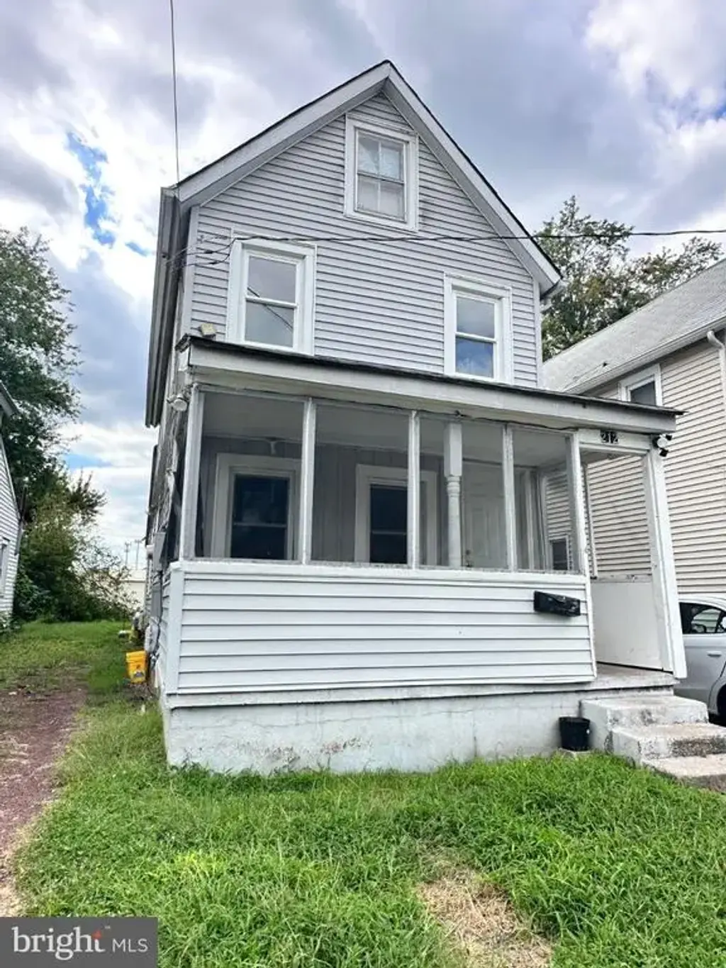 212 N Kirkwood St, DOVER