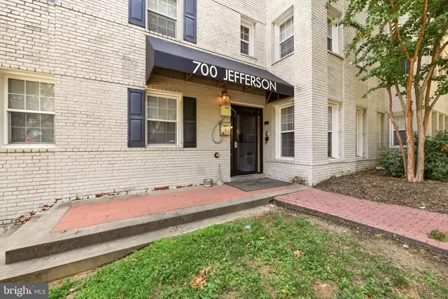 700 Jefferson St Nw #205, Washington