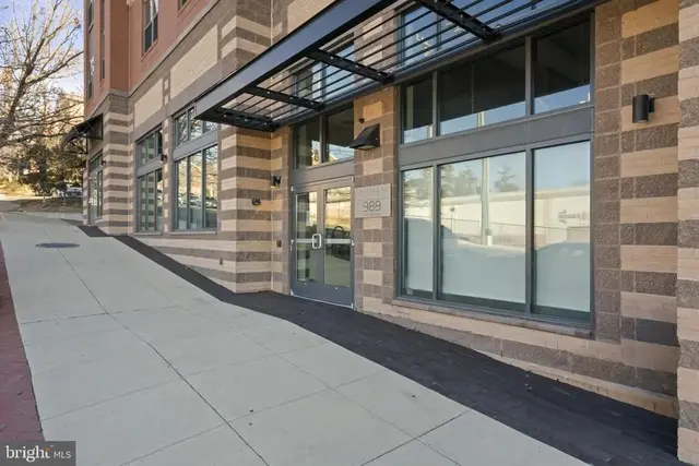 989 S Buchanan St #315, Arlington