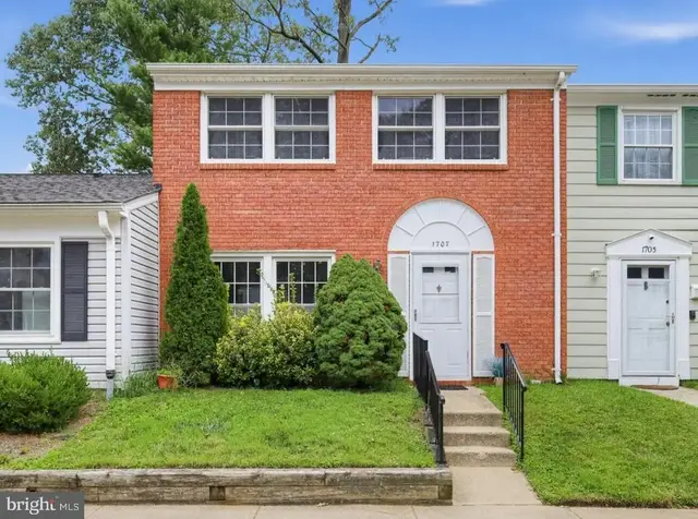 1707 Gunwood Pl, Crofton