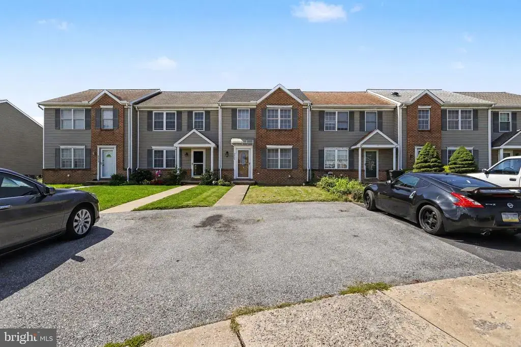 2449 Franklin Dr, EAST PETERSBURG