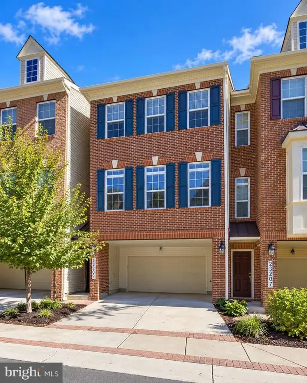 23209 Shaws Tavern Ct #2356, CLARKSBURG