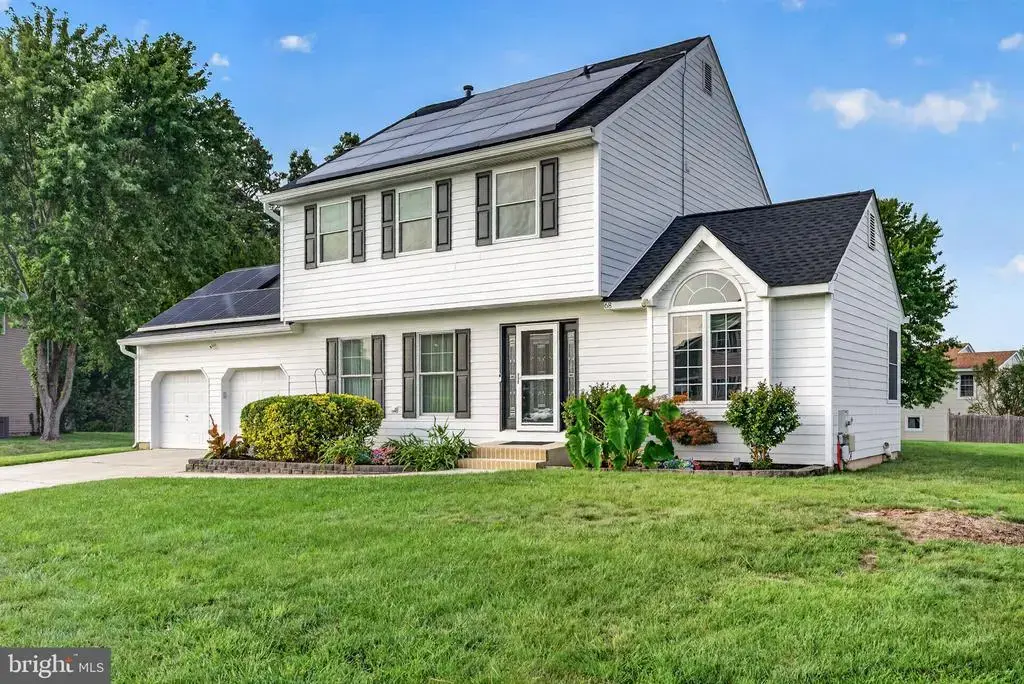 68 Longwood Dr, SICKLERVILLE