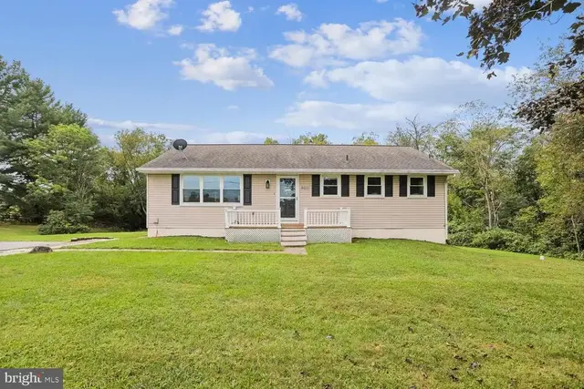 5611 Bowers Rd, Taneytown