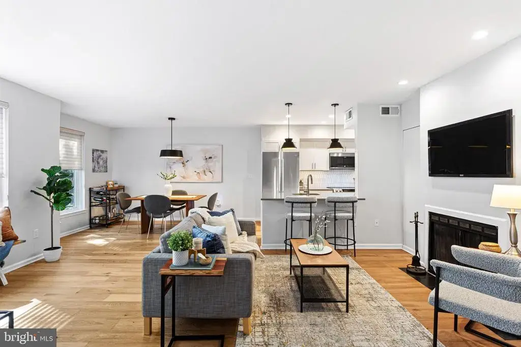 1119 Pine St #206, PHILADELPHIA