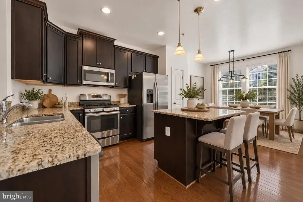 1112 Frontline Dr, FREDERICK
