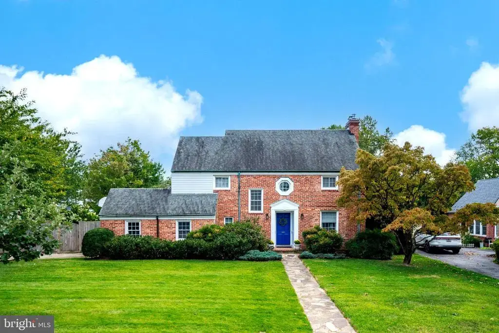 104 Williamsburg Dr, SILVER SPRING
