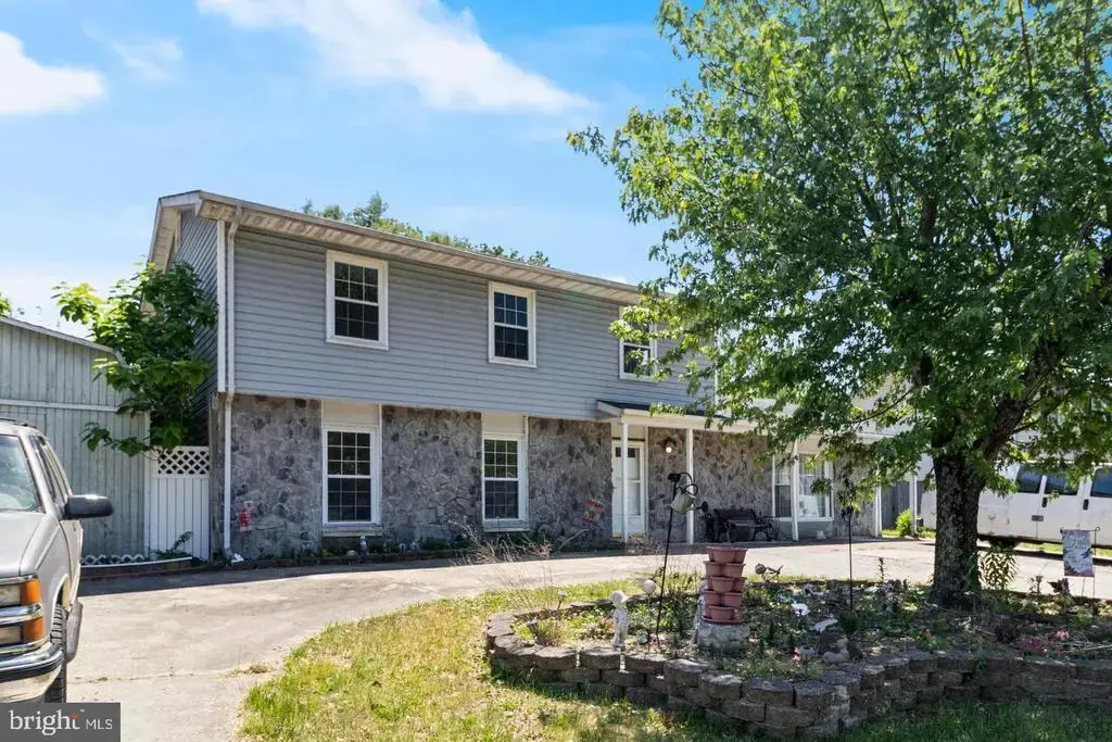 5 Mooncoin Cir, WALDORF