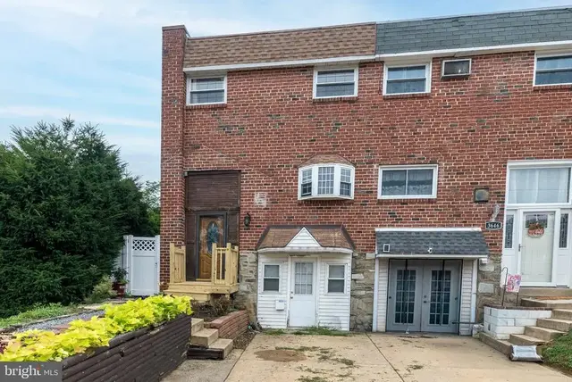 3648 Essex Ln, Philadelphia