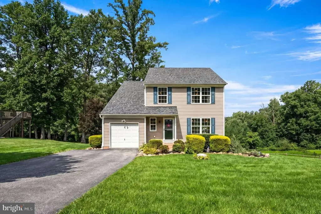 112 Burgundy, COATESVILLE