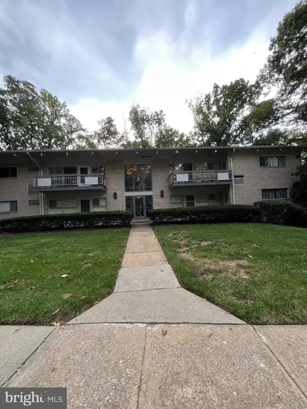 7711 Donnybrook Ct #108, ANNANDALE