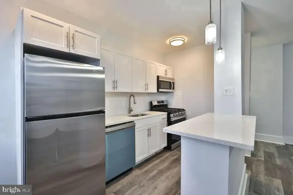 4247 Locust St #100, PHILADELPHIA