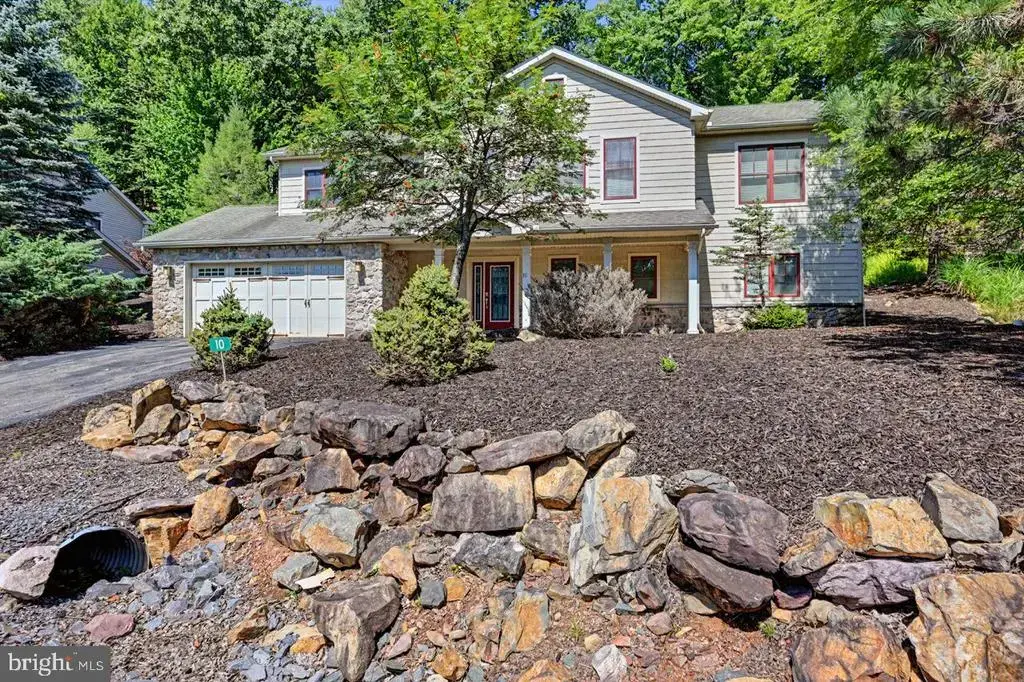 10 Bluestone Ct, LAKE HARMONY