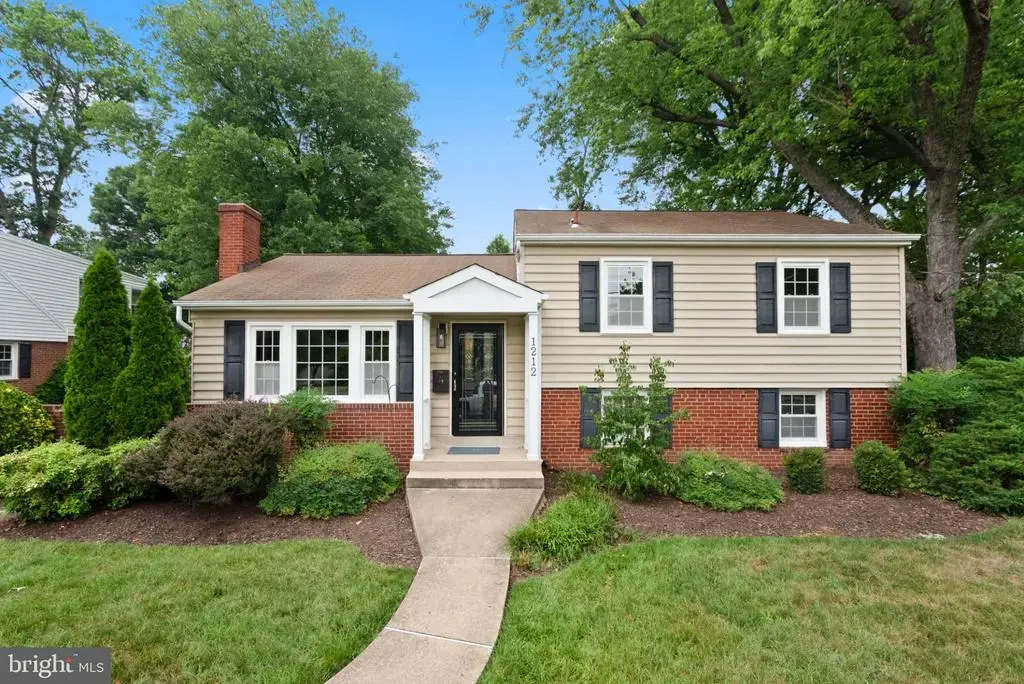 1212 Croton Dr, ALEXANDRIA