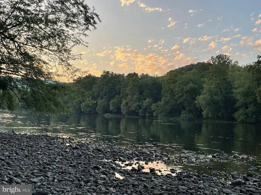 Lowline, GREAT CACAPON