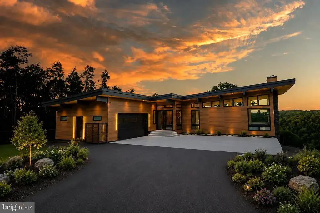 265 La Montage Dr, PALMERTON