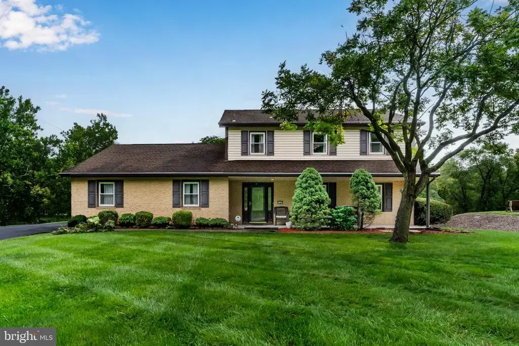 5205 Terrace Rd, MECHANICSBURG