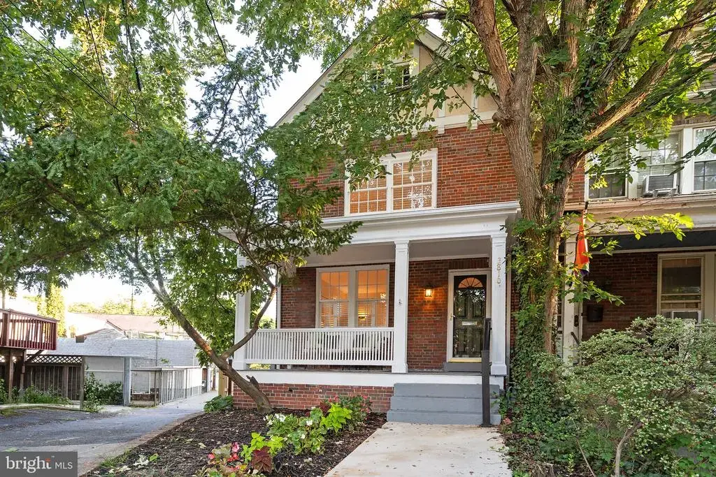 3810 Beecher St Nw, WASHINGTON