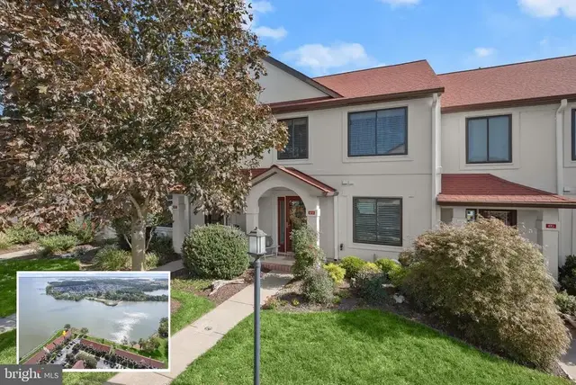 47-f Queen Anne Way, Chester