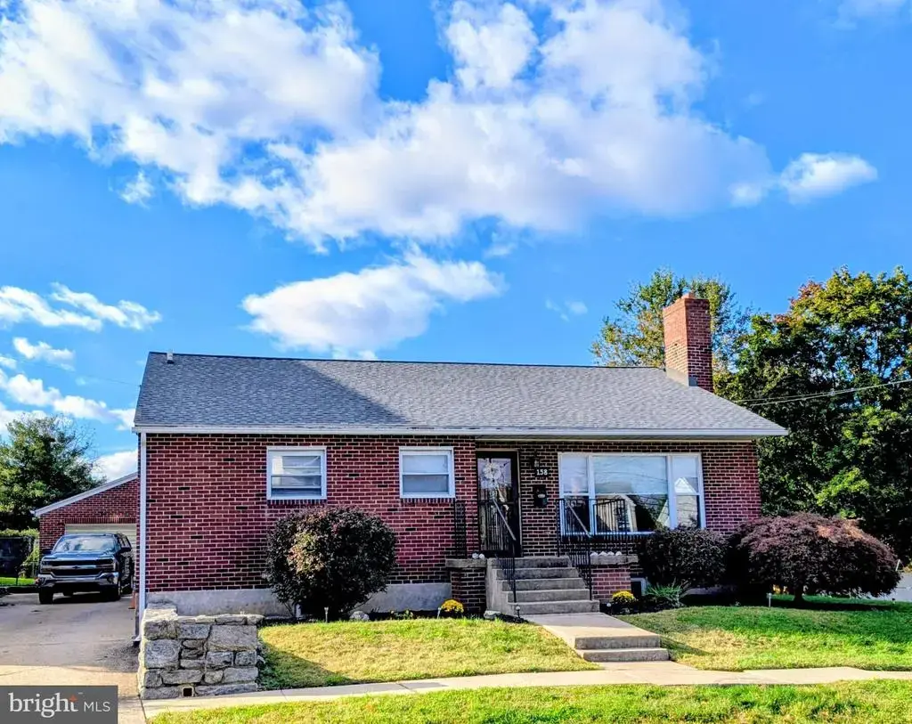 158 Ridge Blvd, BROOKHAVEN